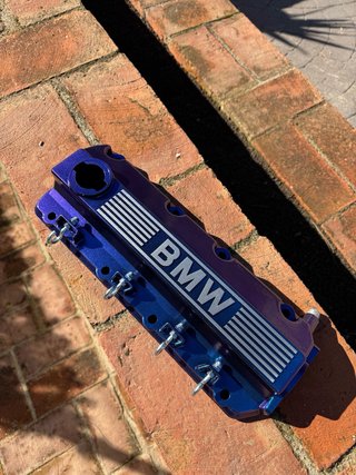 Colgador de llaves BMW artesano.