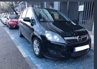 Opel Zafira 2012