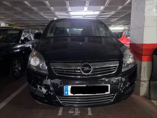 Opel Zafira 2012