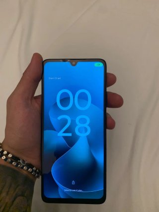 Motorola nero con cover trasparente