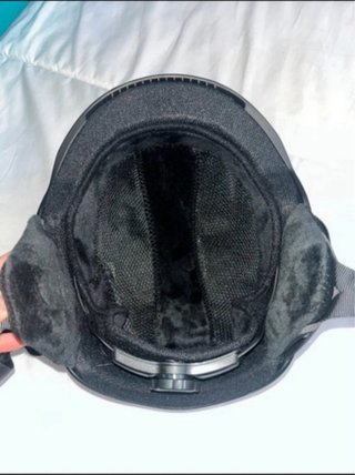 Casco de esquí negro