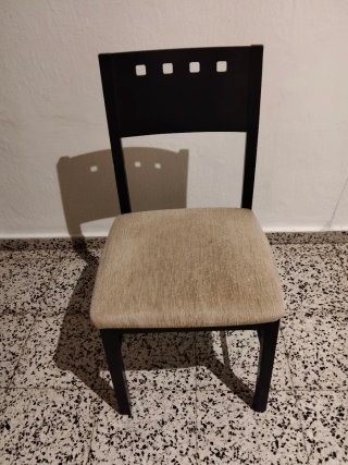 6 Sillas de comedor madera y tela beige