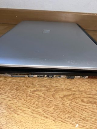2 Portátiles para piezas o reparar