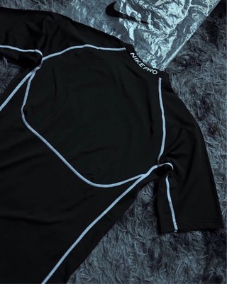 Camiseta Nike Pro Negra