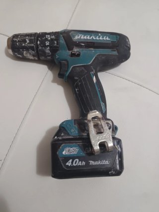 Taladro Makita 10,8V + Batería 4,0Ah
