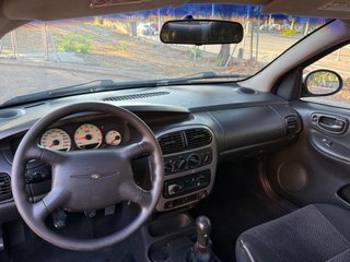 Chrysler Neon distintivo B