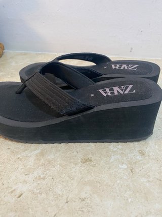 Chanclas Zara Negras Talla 36