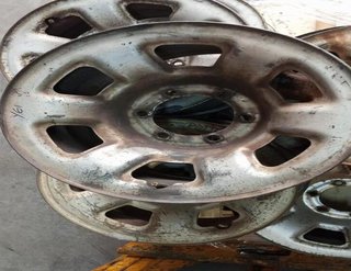 41412 40300vb100 llanta nissan patrol 2.8 d gry61