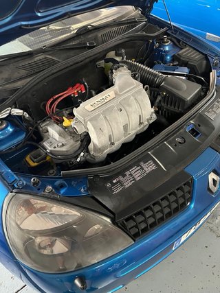 Renault Clio sport 182