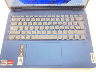 pc portatil lenovo 82xx
