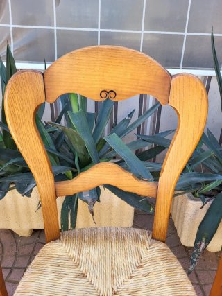 Juego de 4 sillas rústicas de madera y yute