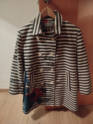 Chaqueta Desigual rayas y estampado