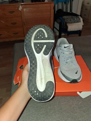 Zapatillas Nike Running Grises y Negras