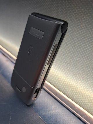 Telefono mobile Motorola W377