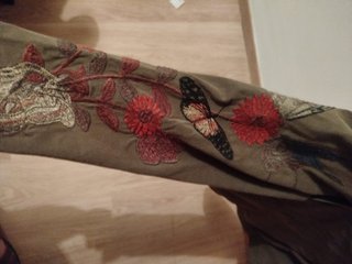 Cazadora Desigual verde sin estrenar