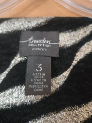 Chaqueta Asimétrica Chico's Talla 3 (XL)