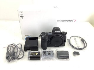 camara digital reflex nikon z7