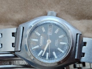 Lote 6 Relojes: Citizen, Orient, Lotus, Gucci ....