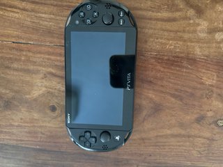 Consola Sony PS Vita Negra con magia