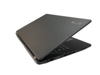pc portatil acer travelmate p215-52