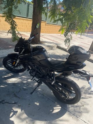Vogue RS 125 Naked Negra