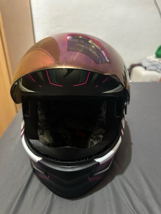 Casco Scorpion Morado con Visera Morada