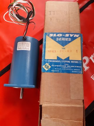 Motor de Passo M063-FC09