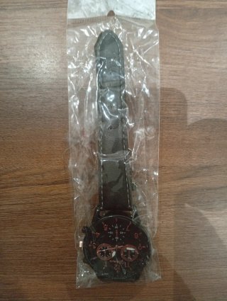 Reloj de pulsera con correa de cuero