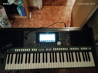 Piano Yamaha PSR-S970
