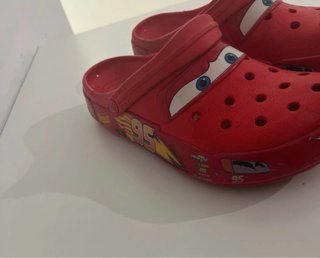 Crocs Rayo McQueen Rojas Talla 39