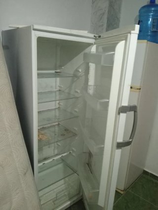 Nevera blanca
