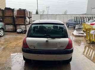 Paragolpes delantero renault clio ii fase i 198725