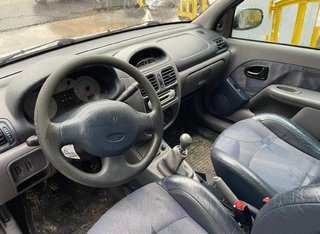 Paragolpes delantero renault clio ii fase i 198725