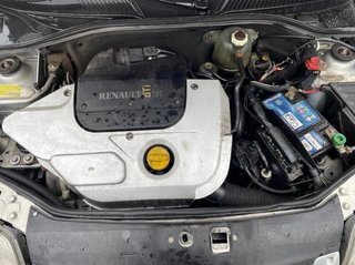 Paragolpes delantero renault clio ii fase i 198725