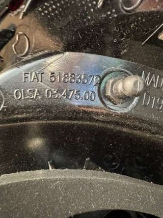 Fiat 61688 51883572 piloto trasero 500l 351 living