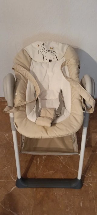 Trona Hauck para bebé con vacuna para viaje