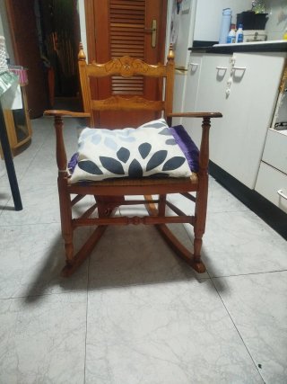 Mecedora de madera