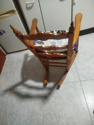 Mecedora de madera