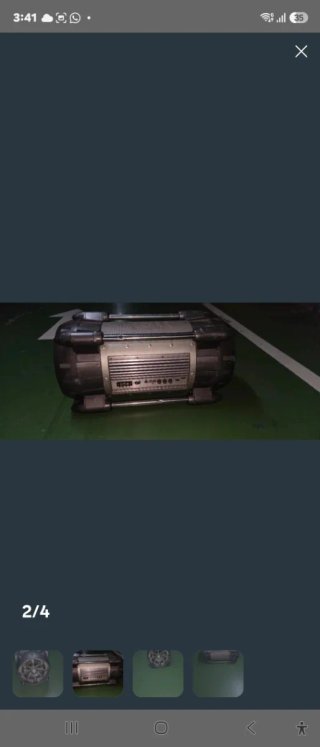 Altavoz JBL Negro y Gris
