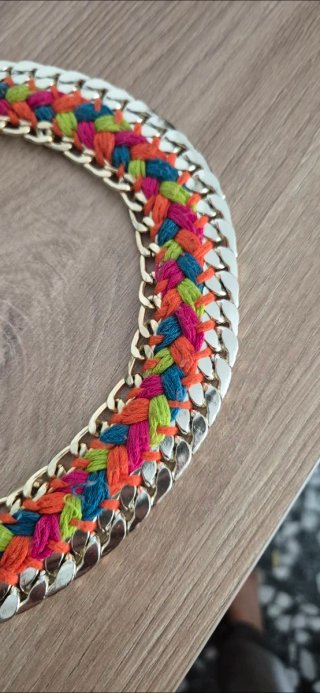 Collar cadena plateada multicolor