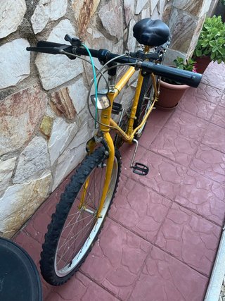 Bicicleta Amarilla