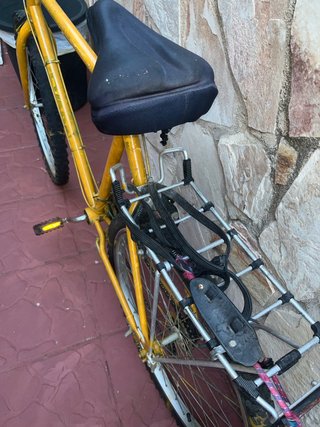 Bicicleta Amarilla