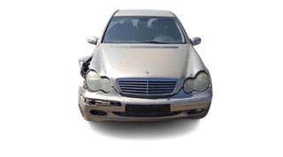 Mercedes a2038202301 luz interior clase 2.2 180810
