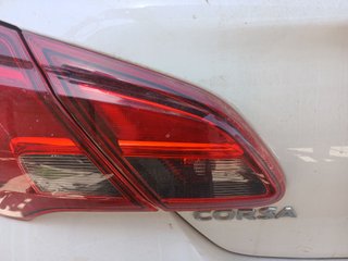 PILOTO TRASERO IZQUIERDO INTERIOR Opel Corsa E (2014->)