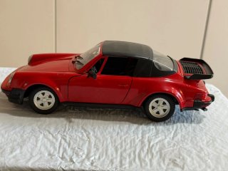 Porsche 911 Turbo Polistil/Tonka 1:16