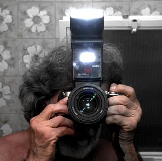 Flash Soltron AF882NIK + 4 pilas Varta Pro