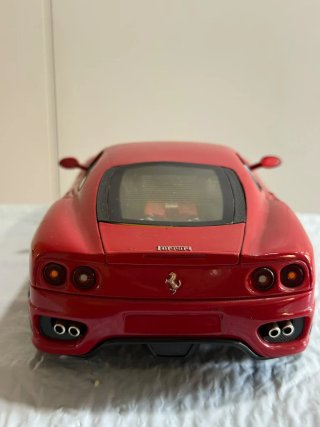 Ferrari 360 Modena Hot Wheels 1:18