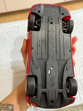 Ferrari 360 Modena Hot Wheels 1:18