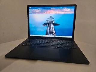 Microsoft Surface Laptop 5