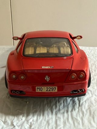 Ferrari 550 Maranello Bburago 1:18